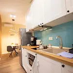 Luxe Romana