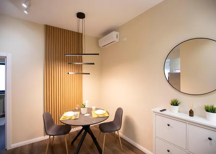 Luxe Romana Apartament