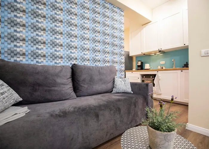 Luxe Romana *